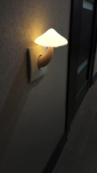 AUSAYE 4 Pack Plug in Night Light, Mushroom Light LED Nightlights for Kids, Adults, Bedroom, Bathroom, Hallway, Stairs, Kitchen White