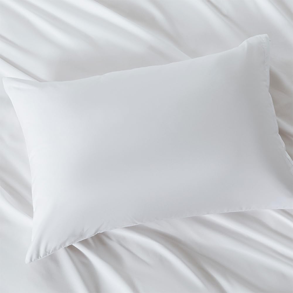 NookZuzu 2 Pack Microfiber Zipper Pillowcases, Soft Comfortable Not Shrink White Pillow Case, Standard Pillow Cases Set of 2 (20x26 Inches)…
