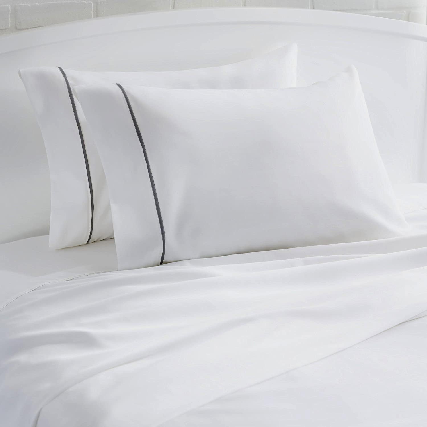 100% Cotton Percale Pillowcases, 6 Pack Pillow Cases, Soft & Breathable Pillow Covers, Light Weight Fabric, Smooth Airy Weave, for Her or…