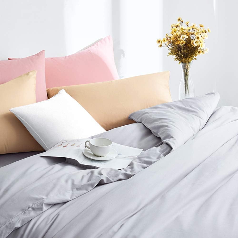 FLXXIE Pillow Cases Queen, Soft Microfiber Pillow Covers with Envelope Closure, Wrinkle Resistant Pillowcases, 2 Piece Set, 20x30, Light…