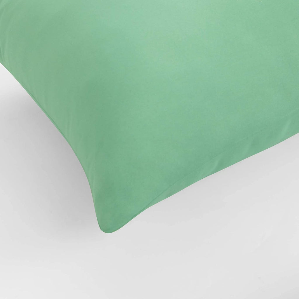 FLXXIE Pillow Cases Queen, Soft Microfiber Pillow Covers with Envelope Closure, Wrinkle Resistant Pillowcases, 2 Piece Set, 20x30, Sea Green