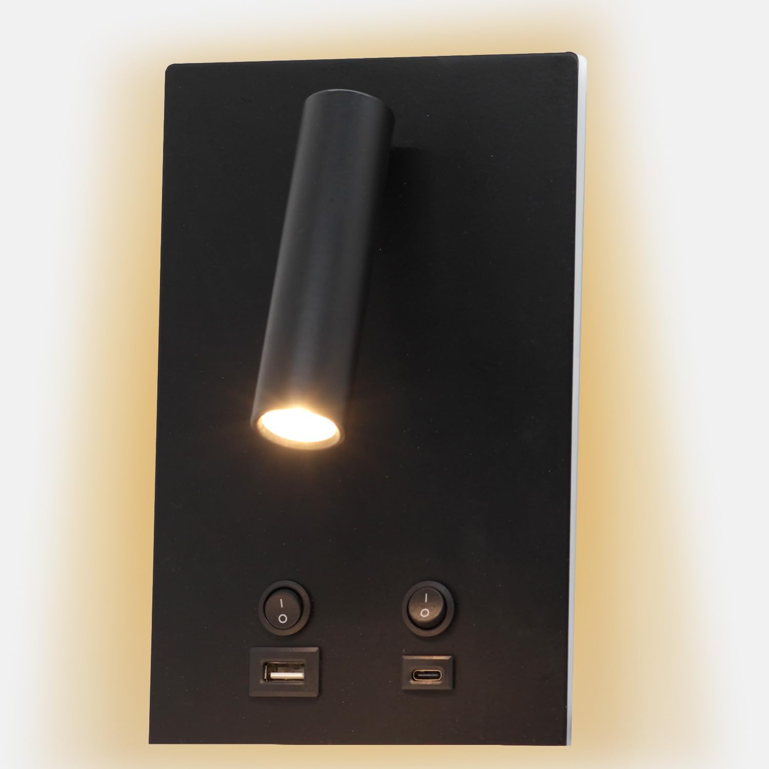Newhouse Lighting 5 in. W x 9 in. L Vera Spotlight Reading Light in Matte Black with USB-A and USB-C Charging Ports NHRL-VE-BLK, Bedside…