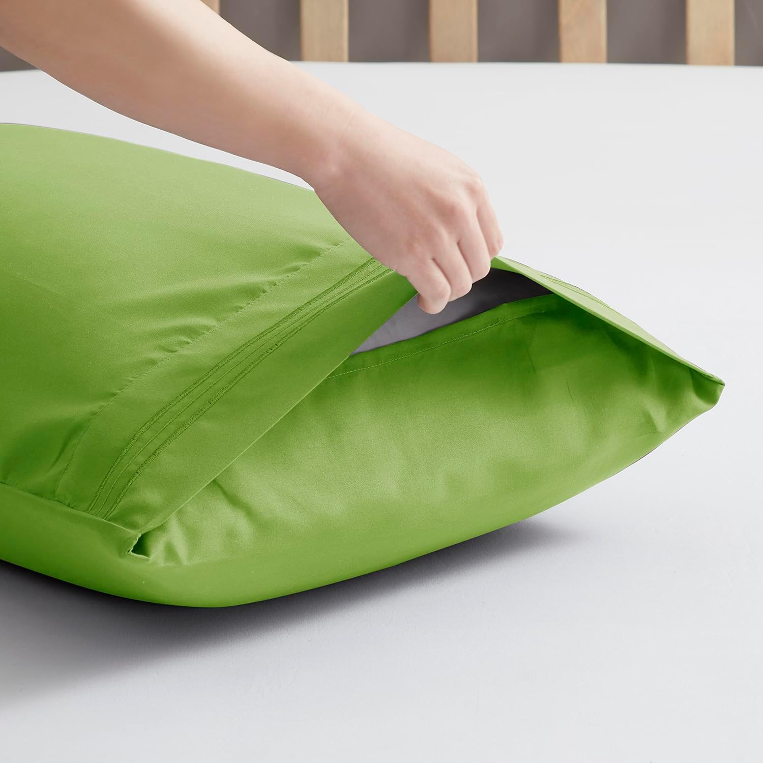Nestl Garden Green Pillow Cases Queen Size Set of 2, Soft Queen Pillow Case, Microfiber Queen Pillow Cases 2, Pillowcases Queen, Envelope C…