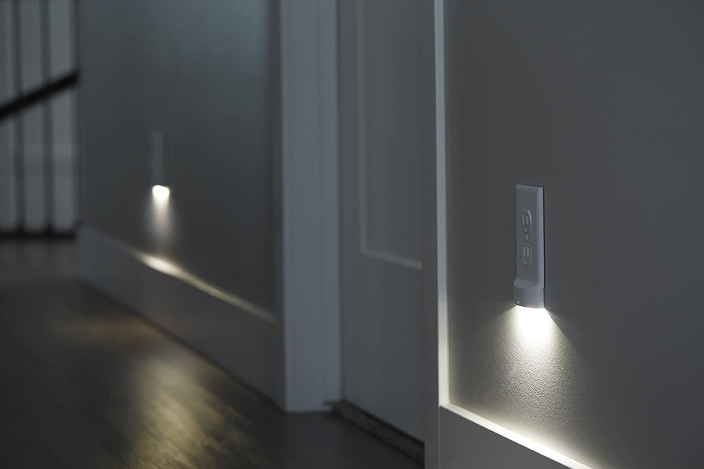 SnapPower Single MotionLight [for Duplex Outlets] - Motion Detecting LED Night Lights Built-in to Wall Plate - Bright/Dim/Off Options…