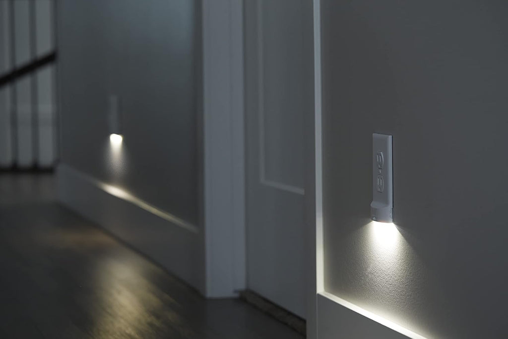 SnapPower Single MotionLight [for GFCI Outlets] - Motion Detecting LED Night Lights Built-in to Wall Plate - Bright/Dim/Off Options…