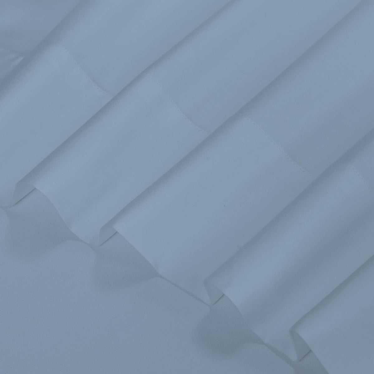 Royalelinens ROYALE LINENS 300 Thread Count Cotton Sateen Sheet Set - 4 Piece Queen Bed Sheets - 1 Fitted, 1 Flat & 2 Pillow Cases - Soft C…