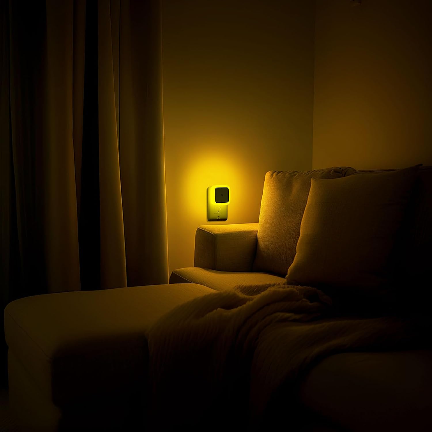 Sujeet Night Light, Night Lights Plug into Wall 8-Pack, Nightlight Plug in Night Light, Dusk to Dawn Night Lamp Led (Amber)