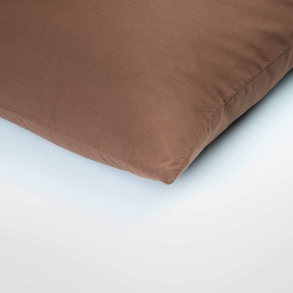 FLXXIE Pillow Cases Queen, Soft Microfiber Pillow Covers with Envelope Closure, Wrinkle Resistant Pillowcases, 2 Piece Set, 20x30, Brown