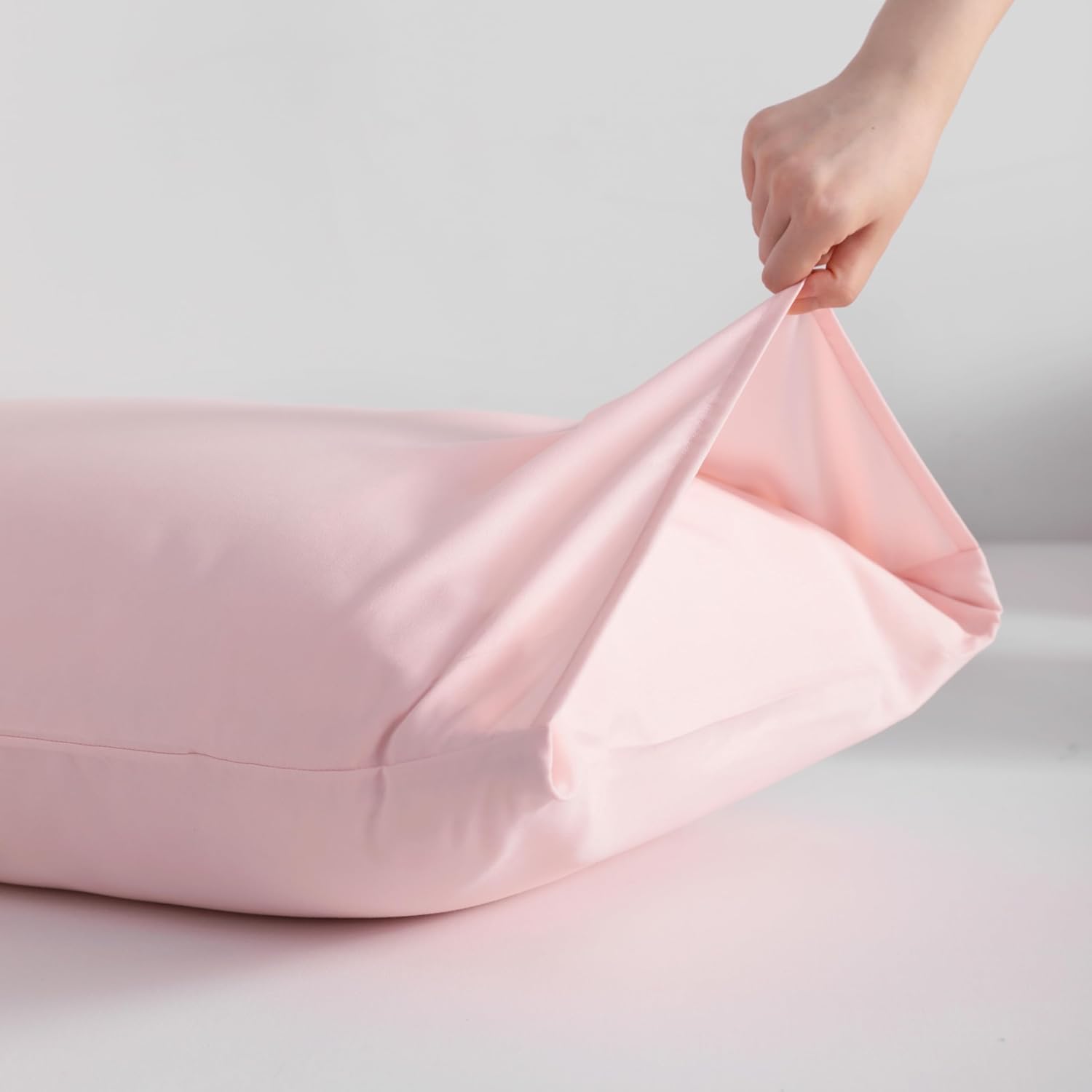 Ntbay Standard Pillowcase Set - 2 Pack Brushed Microfiber 20x26 Pillowcases - Soft, Wrinkle-Free, Fade-Resistant, Stain-Resistant, Blush Pi…
