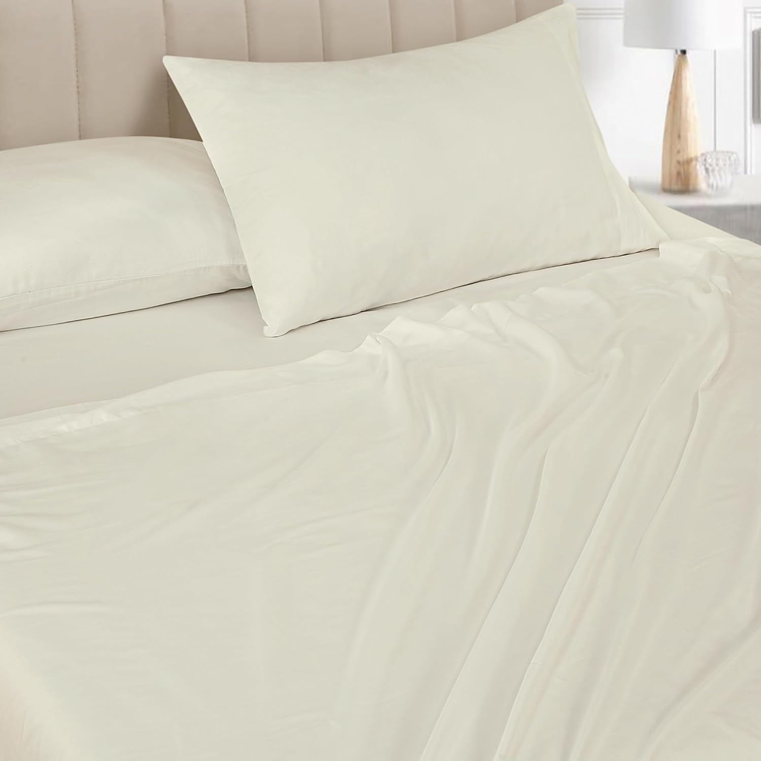 Royalelinens ROYALE LINENS Bamboo Viscose King Sheet Set - Cooling Bed Sheet Set - 1 Fitted, 1 Flat & 2 Pillowcase - Fits Up to 16" - Organ…