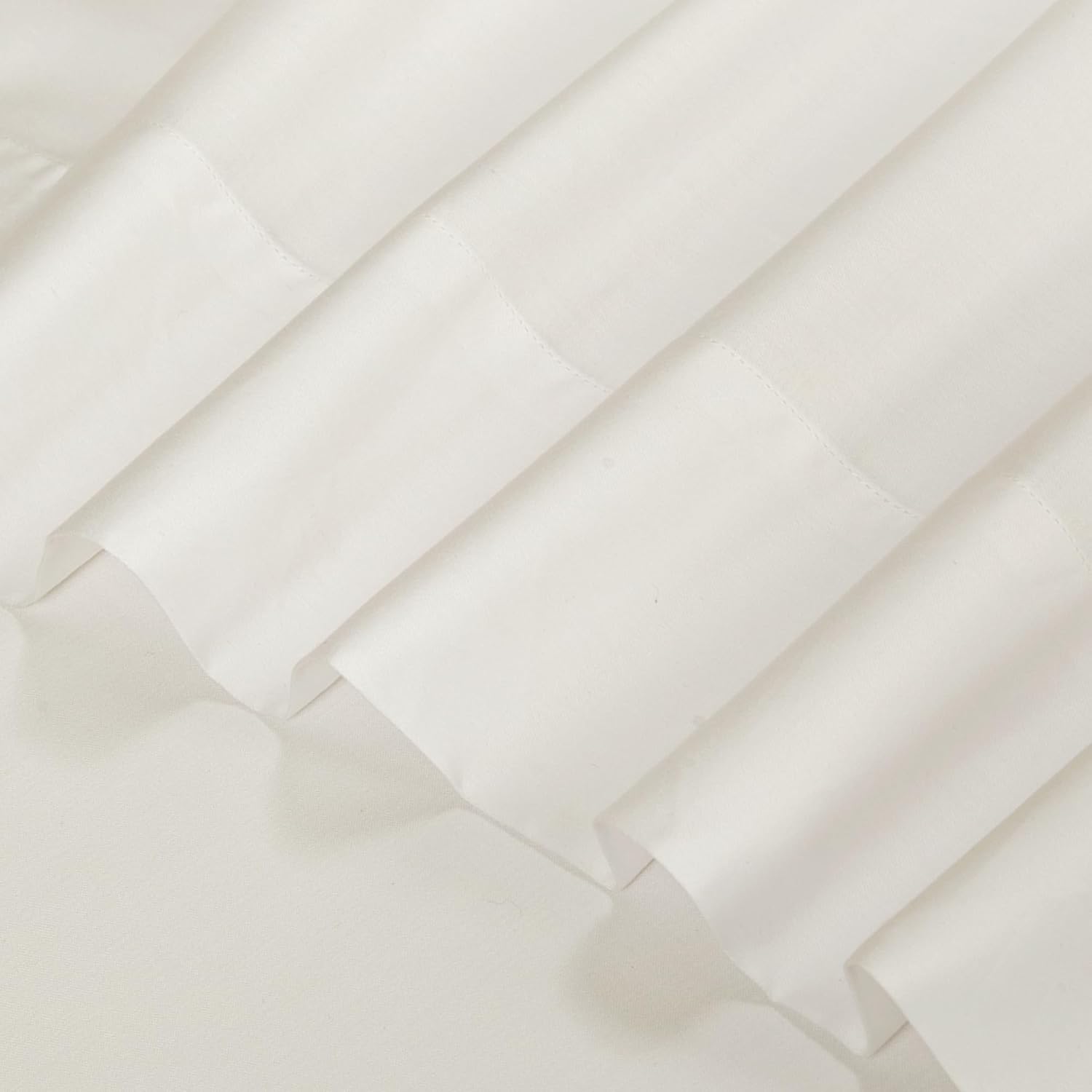 Royalelinens ROYALE LINENS 300 Thread Count Cotton Sateen Sheet Set - 4 Piece Twin XL Bed Sheets - 1 Fitted, 1 Flat & 2 Pillow Cases - Soft…