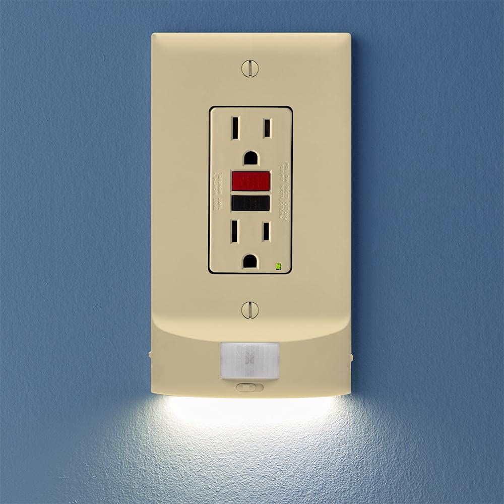 SnapPower 5 Pack MotionLight [for GFCI Outlets] - Motion Detecting LED Night Lights Built-in to Wall Plate - Bright/Dim/Off Options…