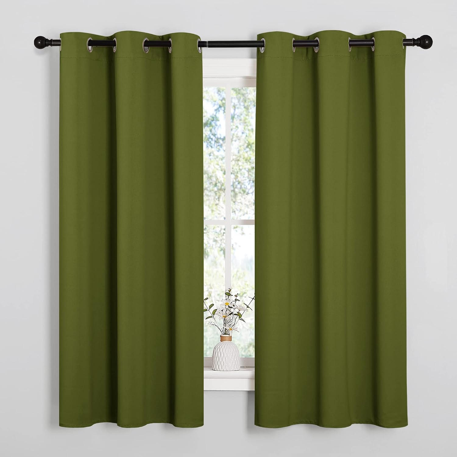NICETOWN Window Curtain Panels, Christmas Window Decoration Thermal Insulated Solid Grommet Blackout Draperies/Drapes for Bedroom (1…