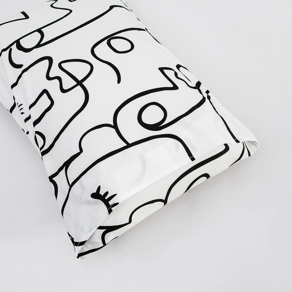 YuHeGuoJi Black White Pillow Cases Set of 2 Queen 100% Cotton Geometric Face Print Pillow Covers Decorative Abstract Artistic Striped Pillo…