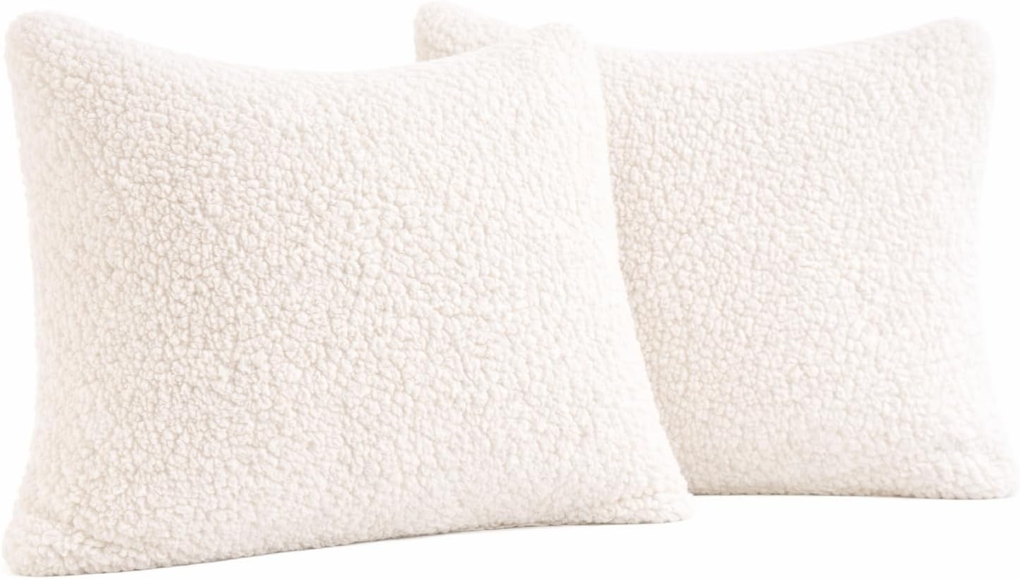 Reafort Ultra Soft Sherpa Pillowcases Set of 2 – Fluffy Cozy Fleece Standard 20" x 26", Warm Plush Covers with Smooth Zipper, Machine Washa…