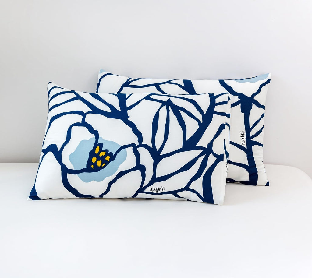 YuHeGuoJi Floral Pillow Cases Queen 100% Cotton Blue White Pillowcases Set of 2 Decorative Flower Pillow Covers Abstract Botanical Pillow E…
