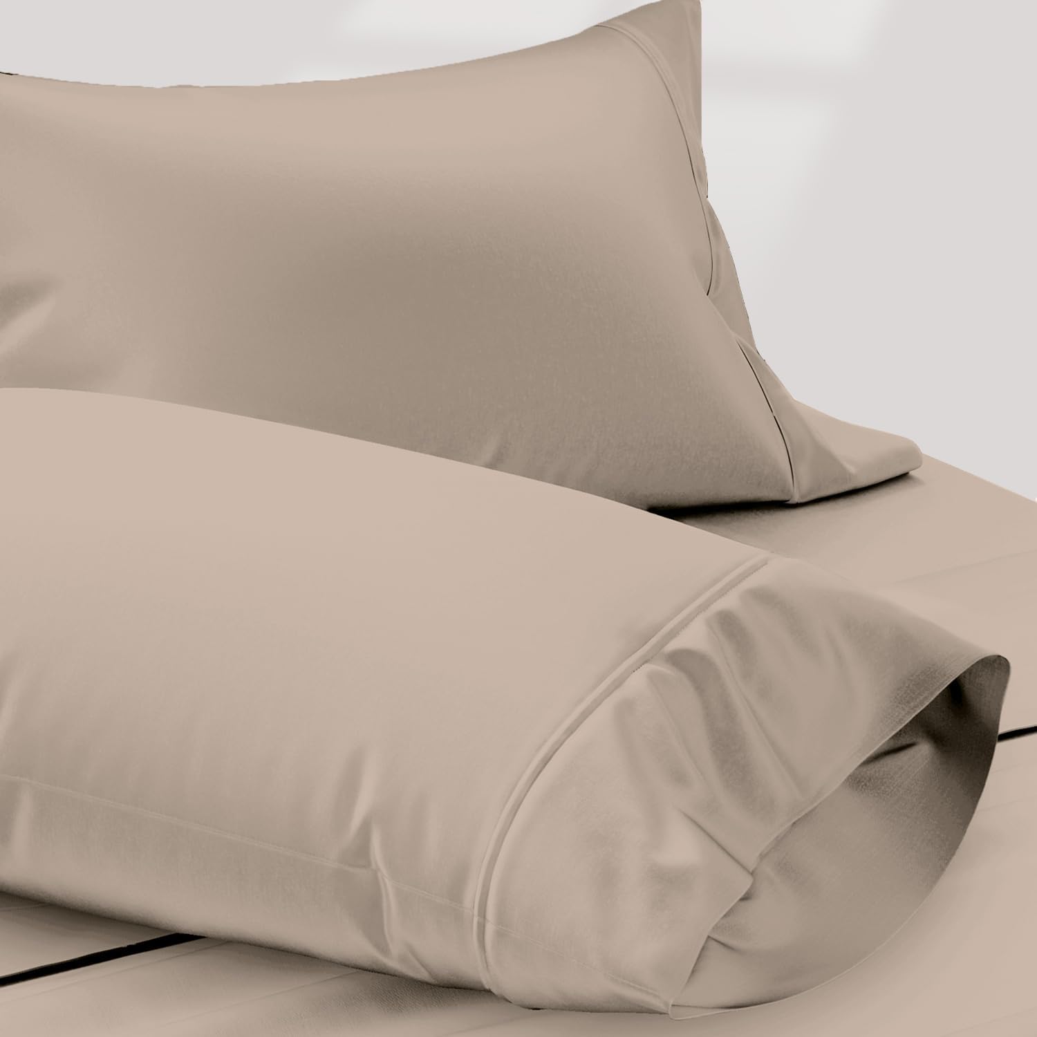 TEXAS LINEN CO. 100% Egyptian Cotton Pillow Cases Standard/Queen Size Set of 2 - Luxury 1200 Series Star Sleepin' Collection Pillow Cases…