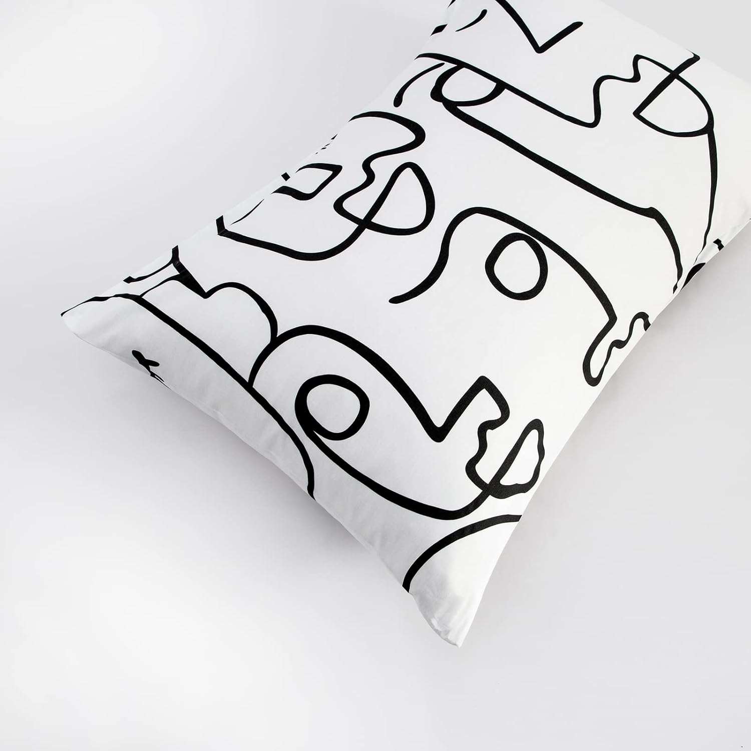 YuHeGuoJi Black White Pillow Cases Set of 2 Queen 100% Cotton Geometric Face Print Pillow Covers Decorative Abstract Artistic Striped Pillo…