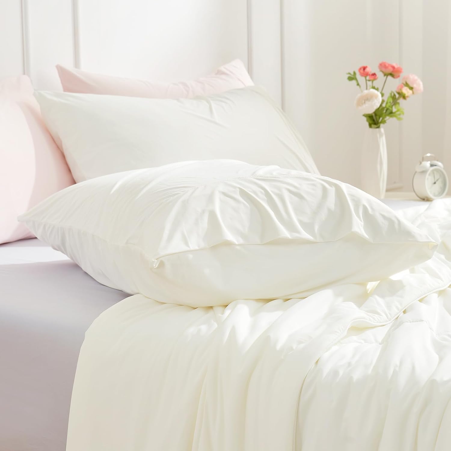 CozyBliss Cozy Bliss 2pcs Cooling Pillow Cases Set for Hot Sleepers & Night Sweats, Q-Max 0.5 Silky Wrinkle-Free Pillow Covers with Envelop…