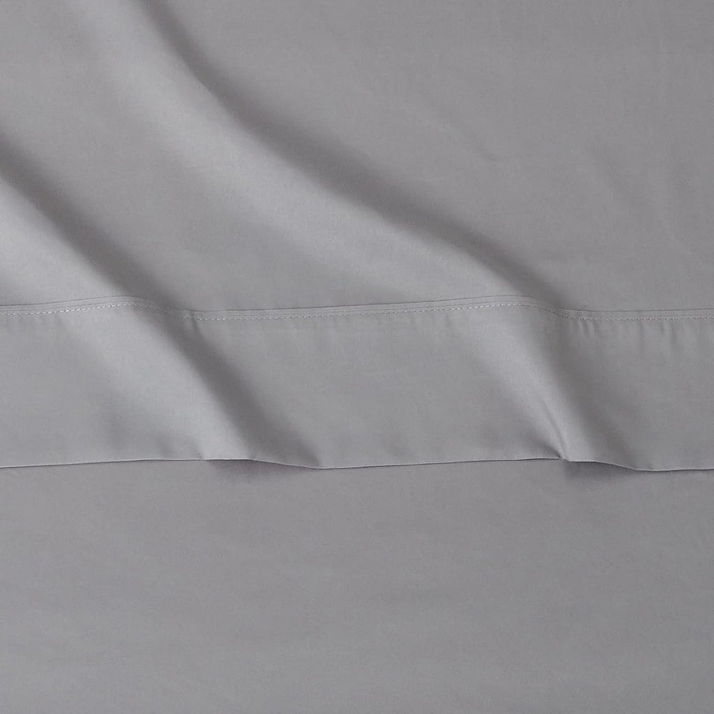 AmazonBasics Amazon Basics Lightweight Super Soft easy maintenance Wrinkle-Free Breathable Brushed Microfiber 3-Piece Bed Sheet Set with…
