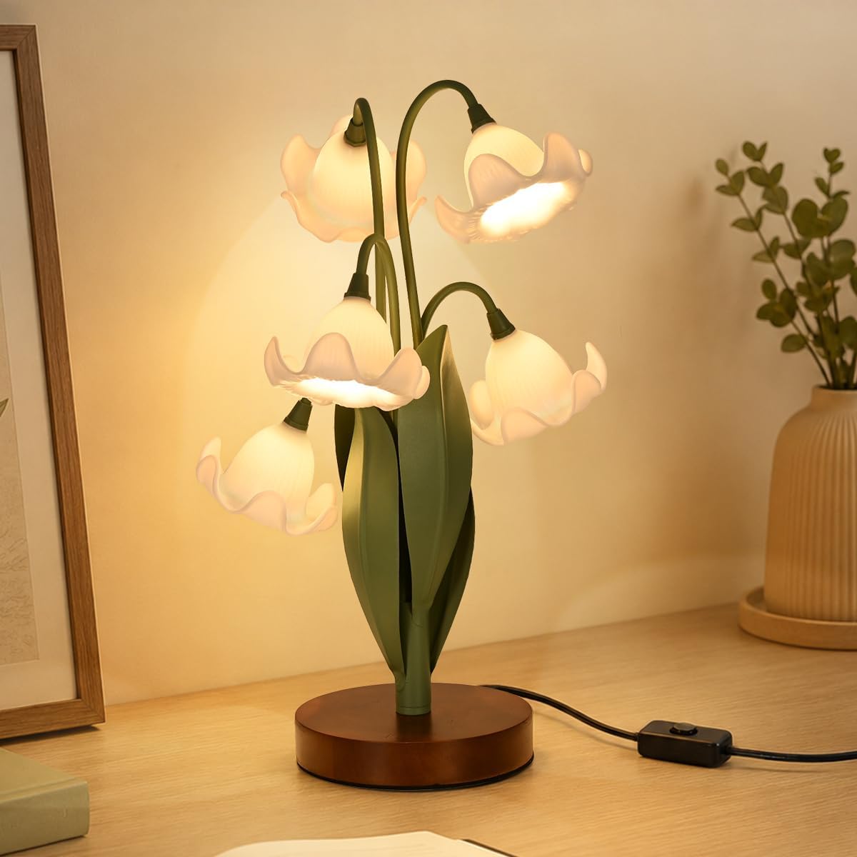 Flower Table Lamp for Bedroom, Cute Reading Light with 5 White Magnolia Flower of The Valley, Desk Lamp Bedside Lamps for Nightstands…