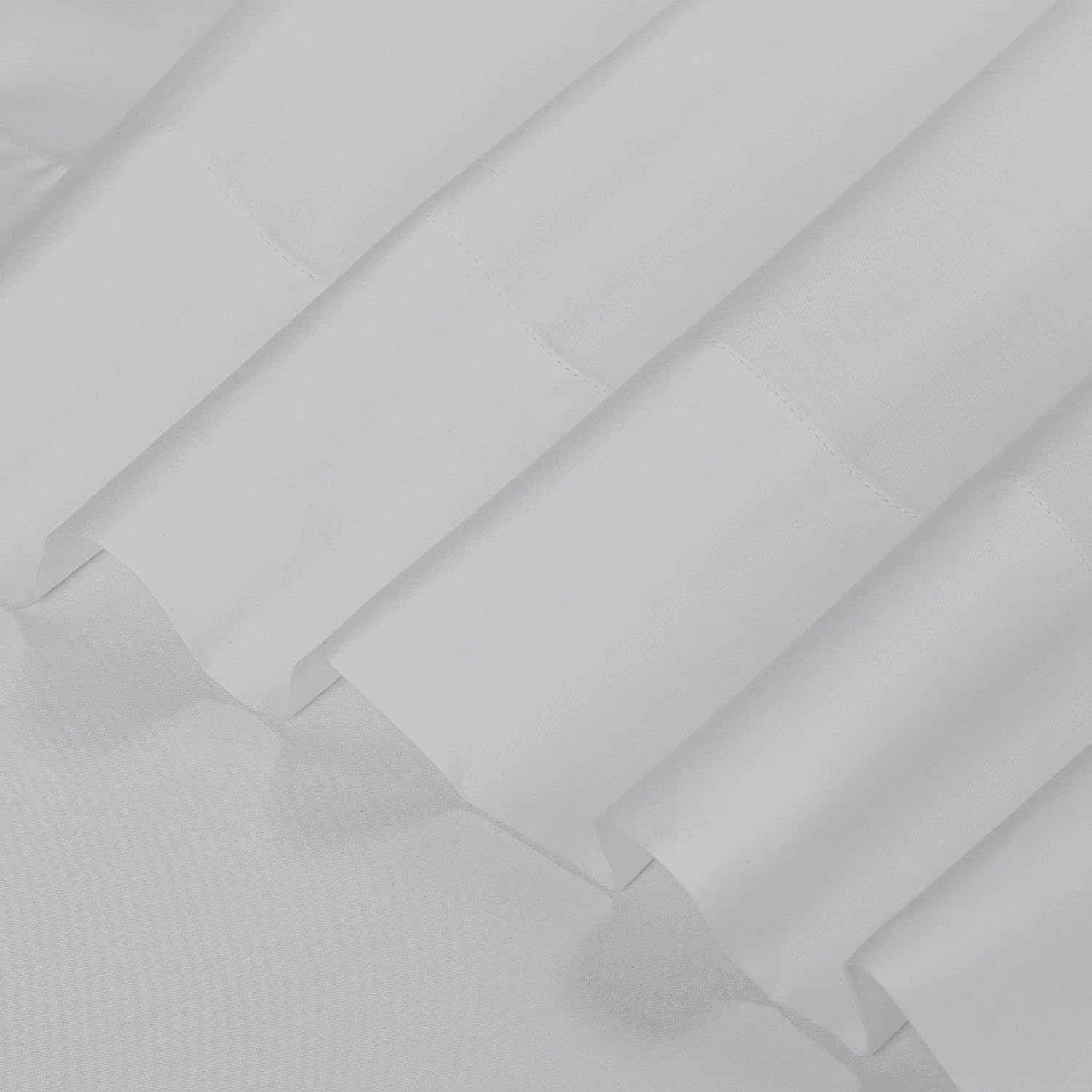 Royalelinens ROYALE LINENS Bamboo Viscose King Sheet Set - Cooling Bed Sheet Set - 1 Fitted, 1 Flat & 2 Pillowcase - Fits Up to 16" - Organ…