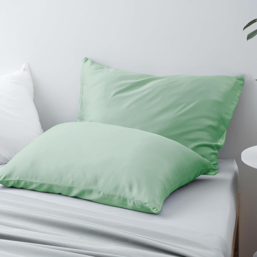 Bamboo Viscose Zippered Pillow Cases King Size Set of 2, 400 Thread Count Cooling Pillow Protectors for Hot Sleepers, Luxurious Hotel…