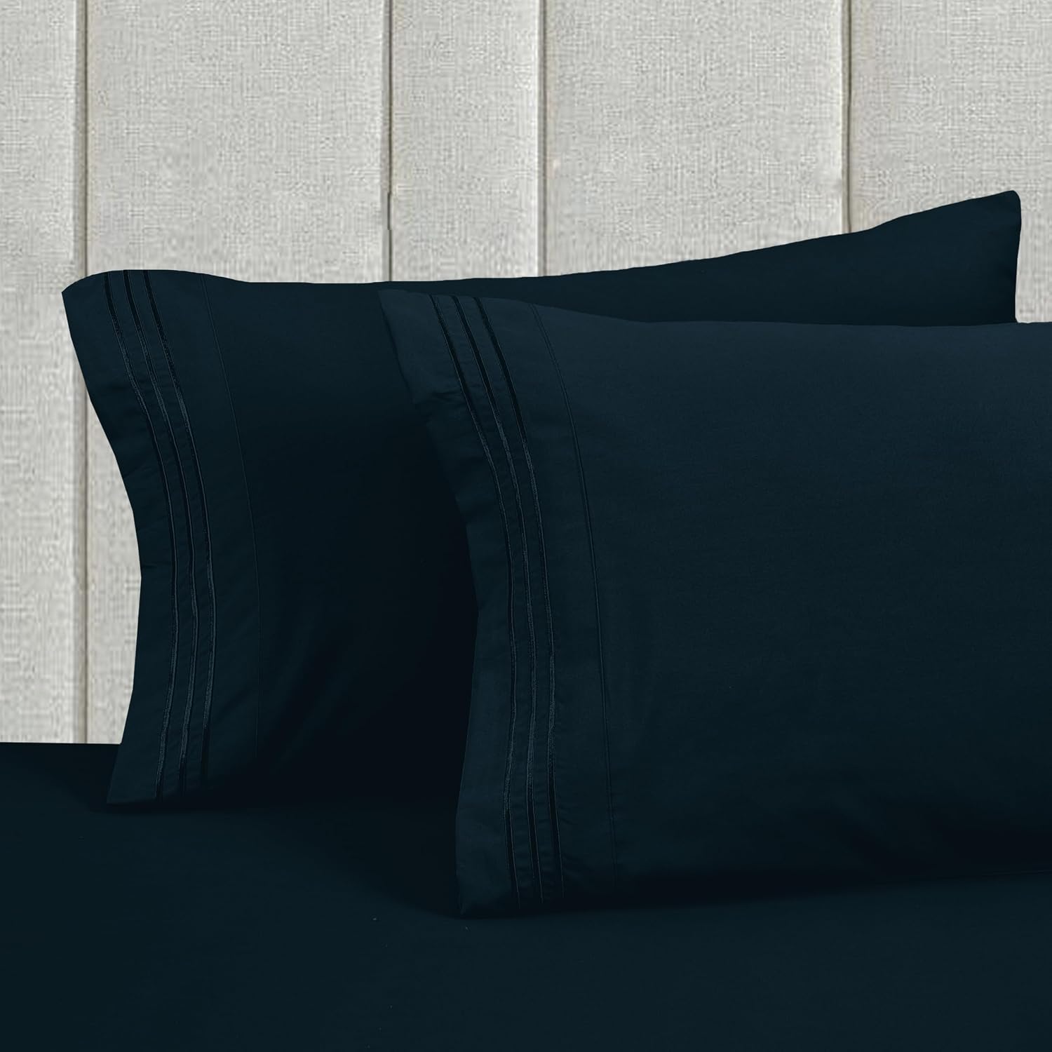 MocassiLuxuryBedding Mocassi Cal King Size 4-Piece Bed Sheet Set - 1800 Hotel Quality Microfiber 18-24 Inches Extra Deep Pocket Fitted Shee…
