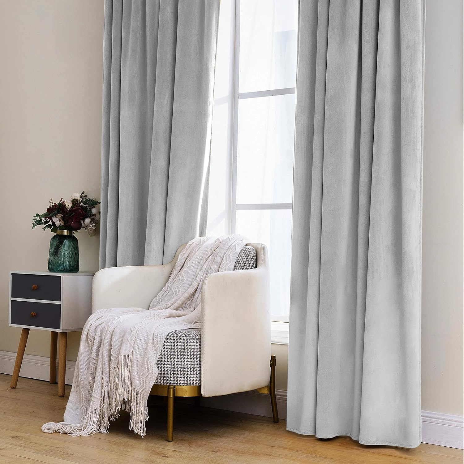 Miulee Greyish White Velvet Curtains 2 Panels Luxury Blackout Curtains for Bedroom Living Room Thermal Insulated Super Soft Window Drapes R…