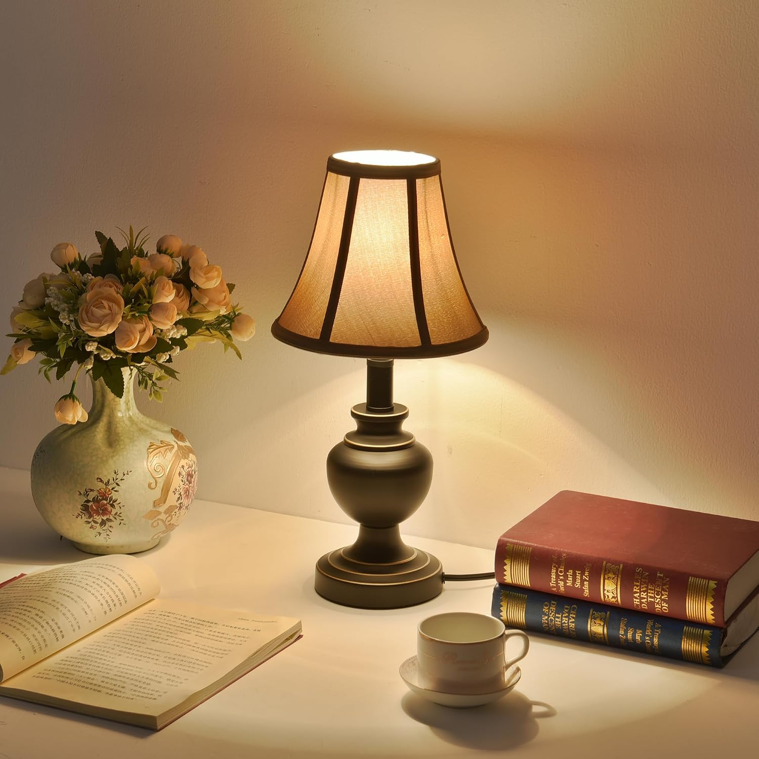 Traditional Table Lamp, Desk Lamp for Living Room with Fabric Shade, Vintage Bedside Lamp Black Finish for Bedroom Nightstand Office…