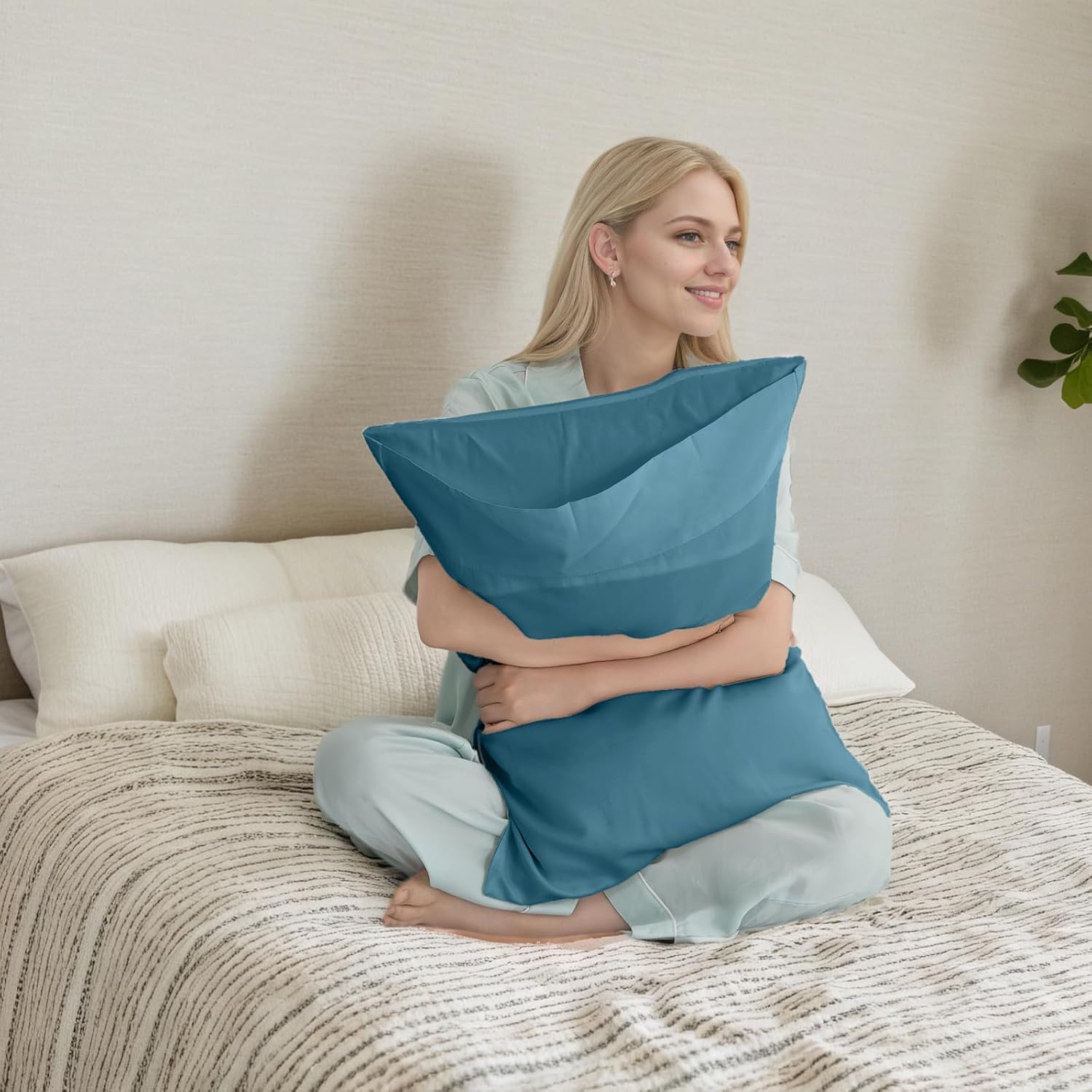 TELUS Blue Pillow Cases King Size 2 Pack, Bamboo Rayon Cooling Pillowcases with Envelope Closure, Cool Breathable Pillow Cover for Hot…