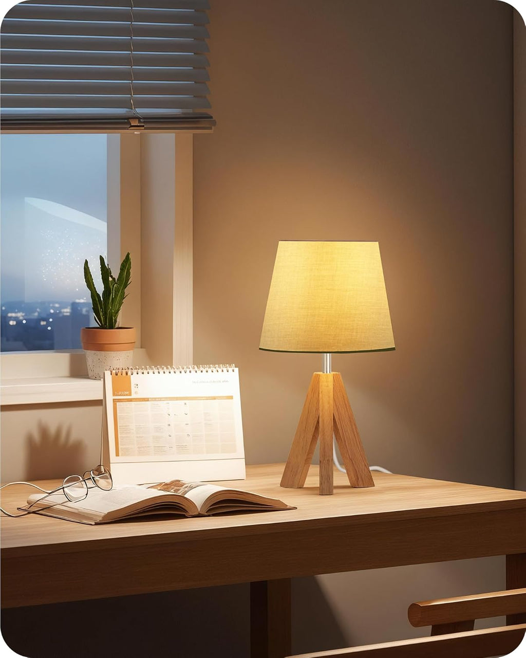Tripod Table Lamp, Small Bedside Lamp with Wood Base & Green Fabric Shade, Little Cute Desk Lamp, Modern Nightstand Lamp for Bedroom…