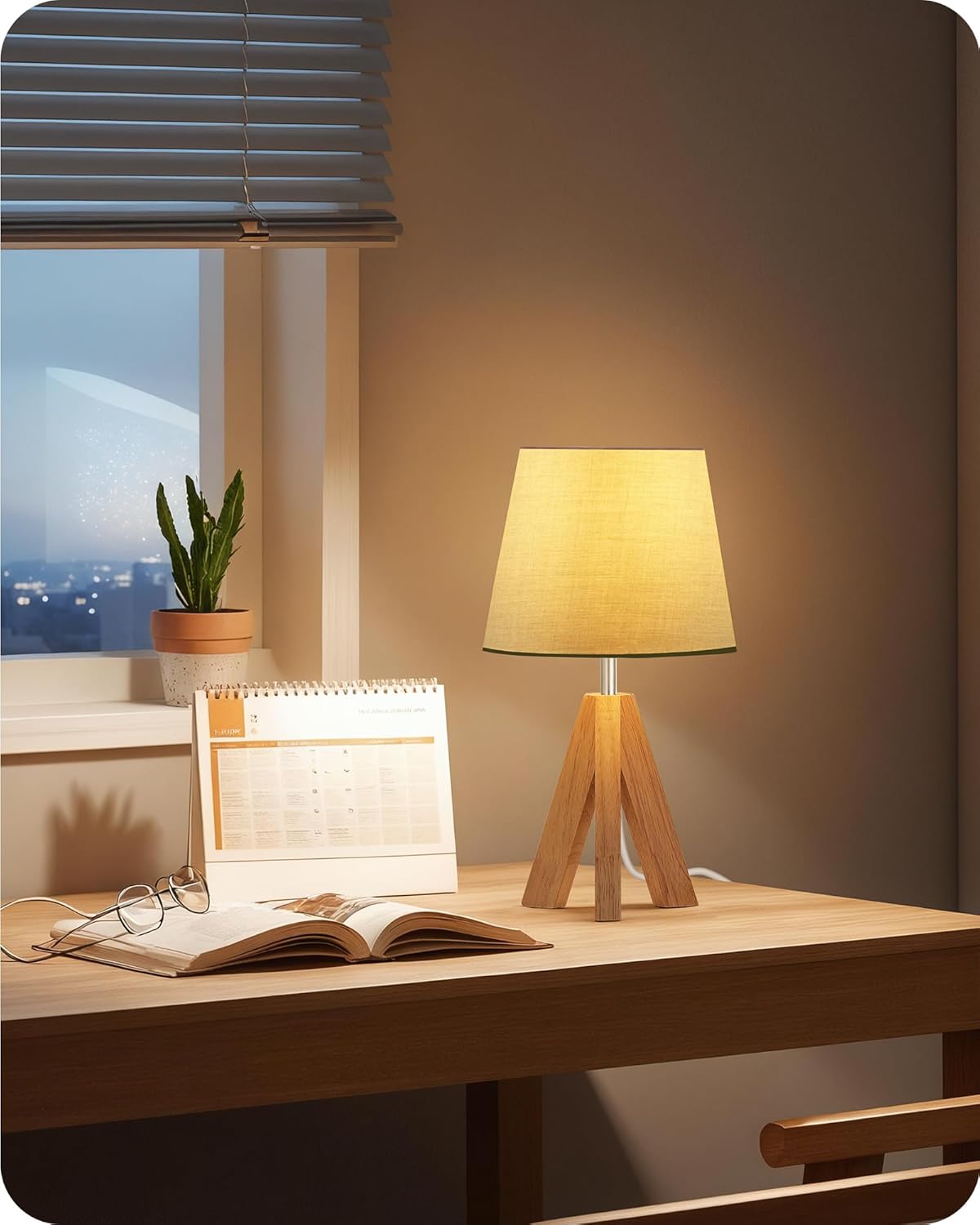 Tripod Table Lamp, Small Bedside Lamp with Wood Base & Green Fabric Shade, Little Cute Desk Lamp, Modern Nightstand Lamp for Bedroom…