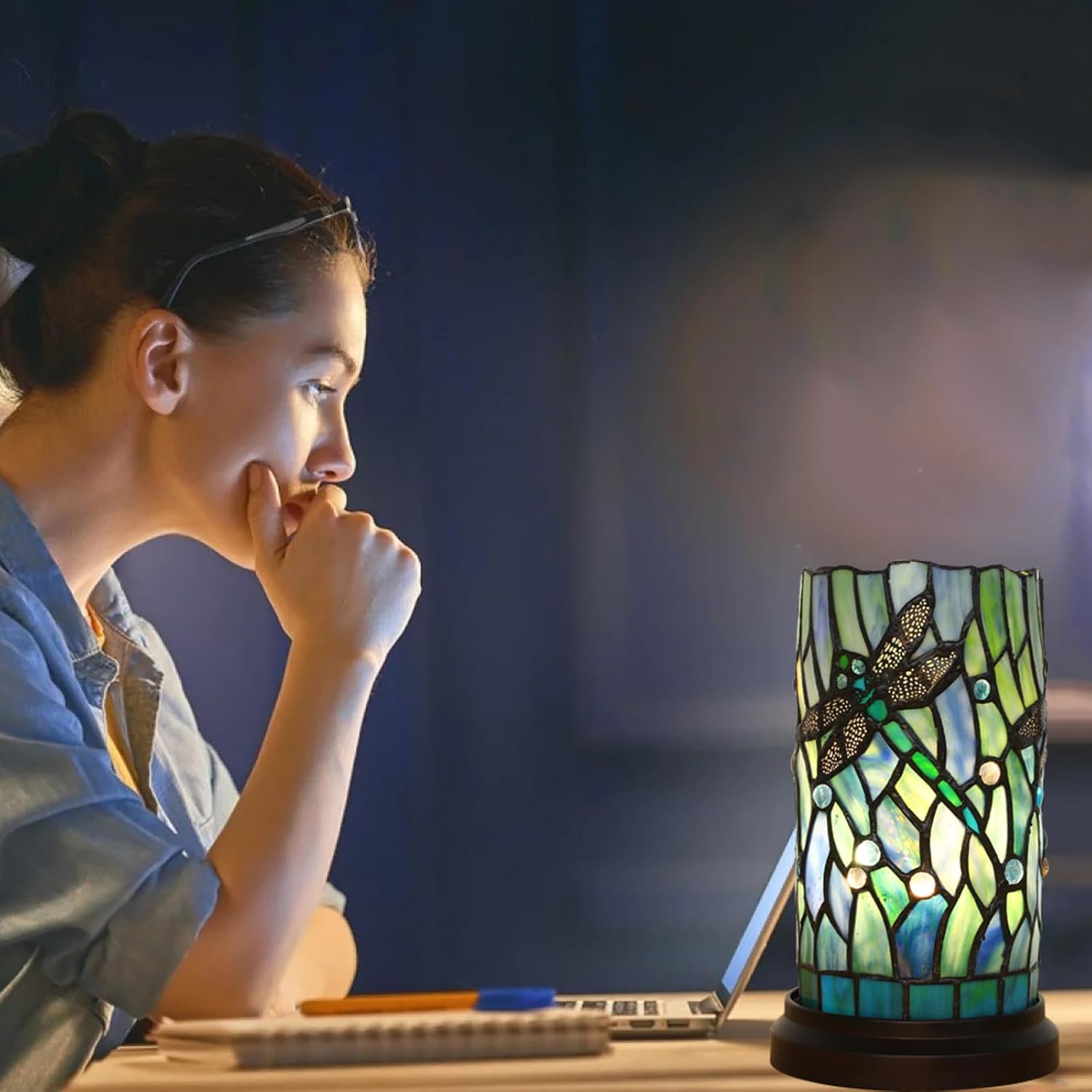 Tiffany Style Table Lamp for Bedroom Baroque Stained Glass Nightstand Bedside Night Lamp Party Light Hand-Made Art Home Deco Christmas…