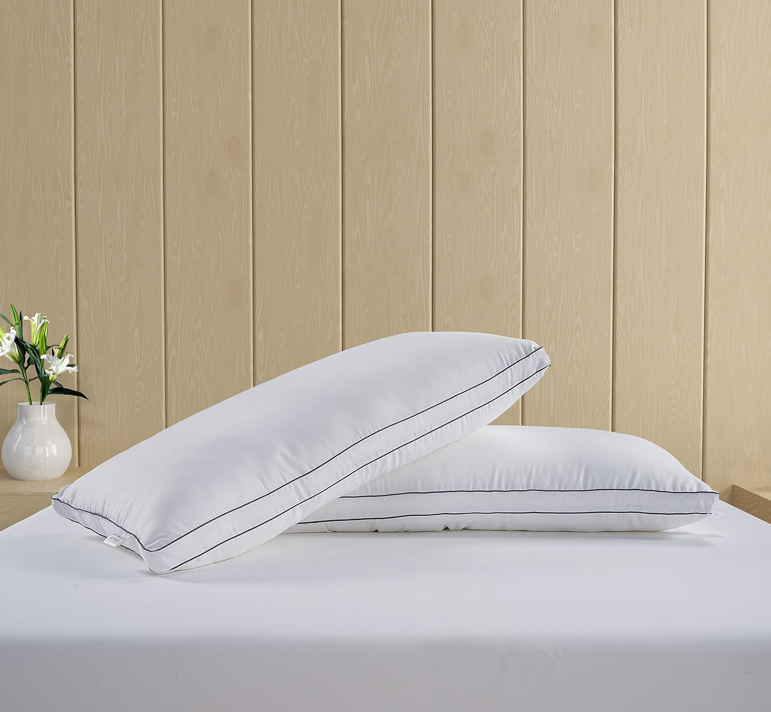 LaneLinen LANE LINEN Bed Pillows Standard Size Set of 4-20"x26" Medium Firm Down Alternative Pillows for Sleeping, Hotel Quality Back Stoma…