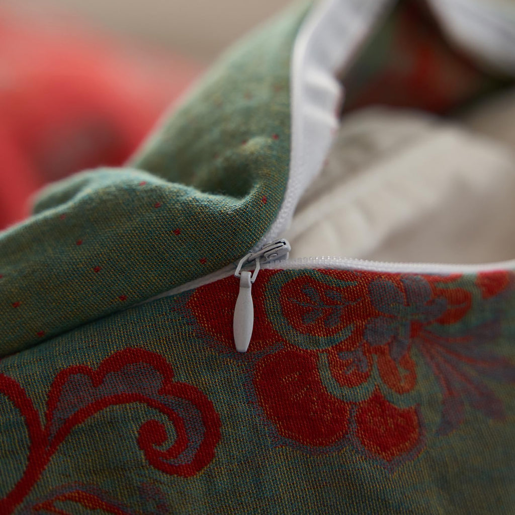mixinni Exquisite Vintage Red Floral Duvet Cover Queen Size Yarn-Dyed Jacquard Textured Design Duvet Cover Set with Green Edge Design Musli…