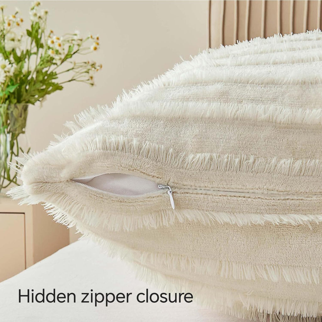 Bedelite Velvet Pillow Covers 18x18 with Zipper, 2 Pack Super Soft Square Pillow Covers for Bedroom, Sofa, Luxury Cozy Fleece Pillowcases f…