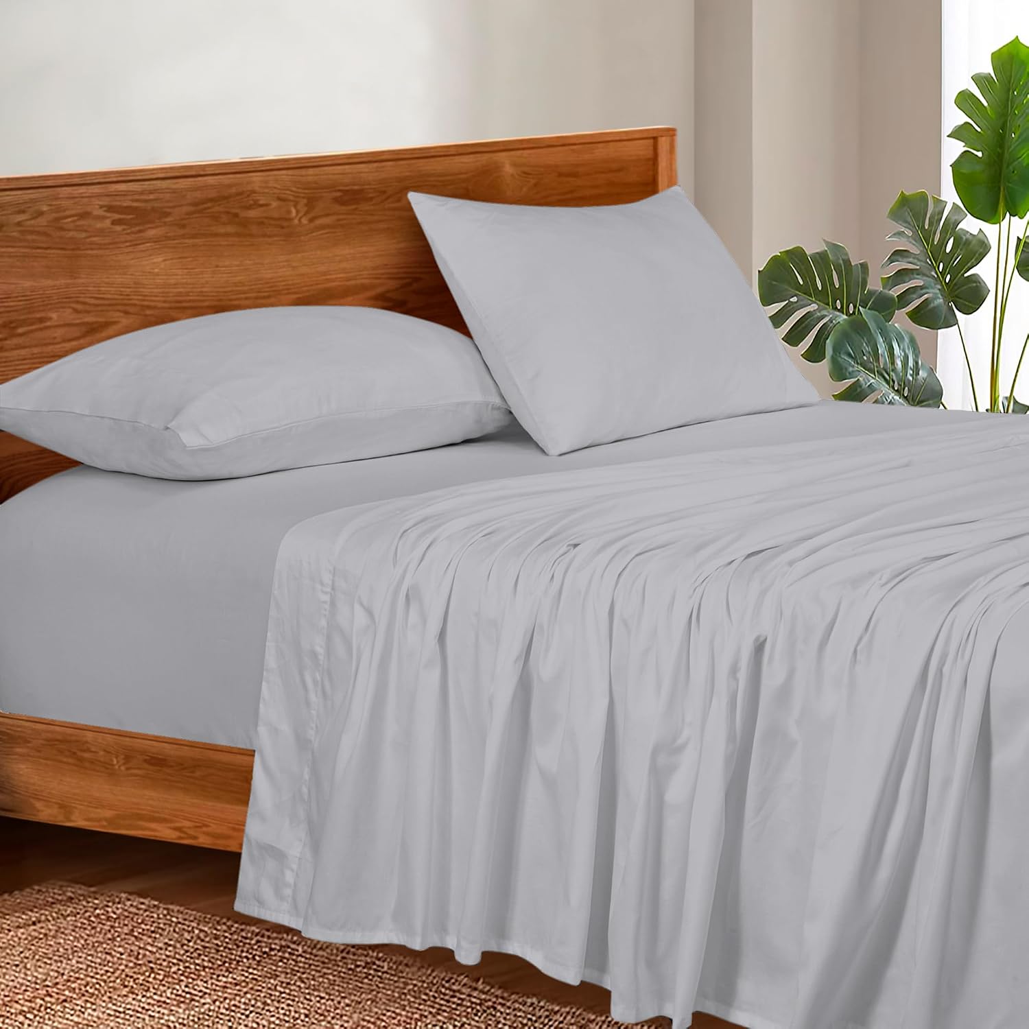 Royalelinens ROYALE LINENS 300 Thread Count Cotton Sateen Sheet Set - 4 Piece King Bed Sheets - 1 Fitted, 1 Flat & 2 Pillow Cases - Soft Co…