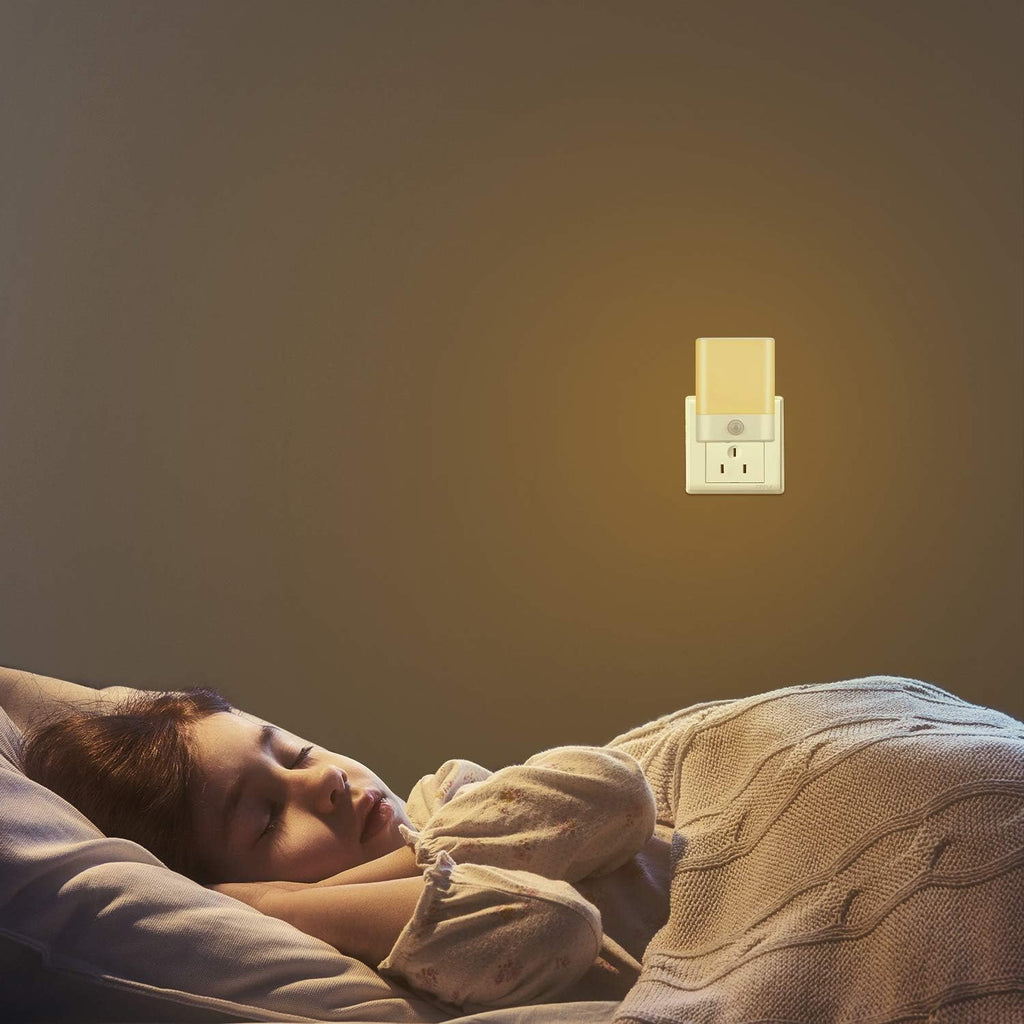 LED Night Light Plug in, Motion Sensor Night Light with Adjustable Brightness 3 Lighting Mode AUTO/ON/Off for Children, Bedroom, Hallway…