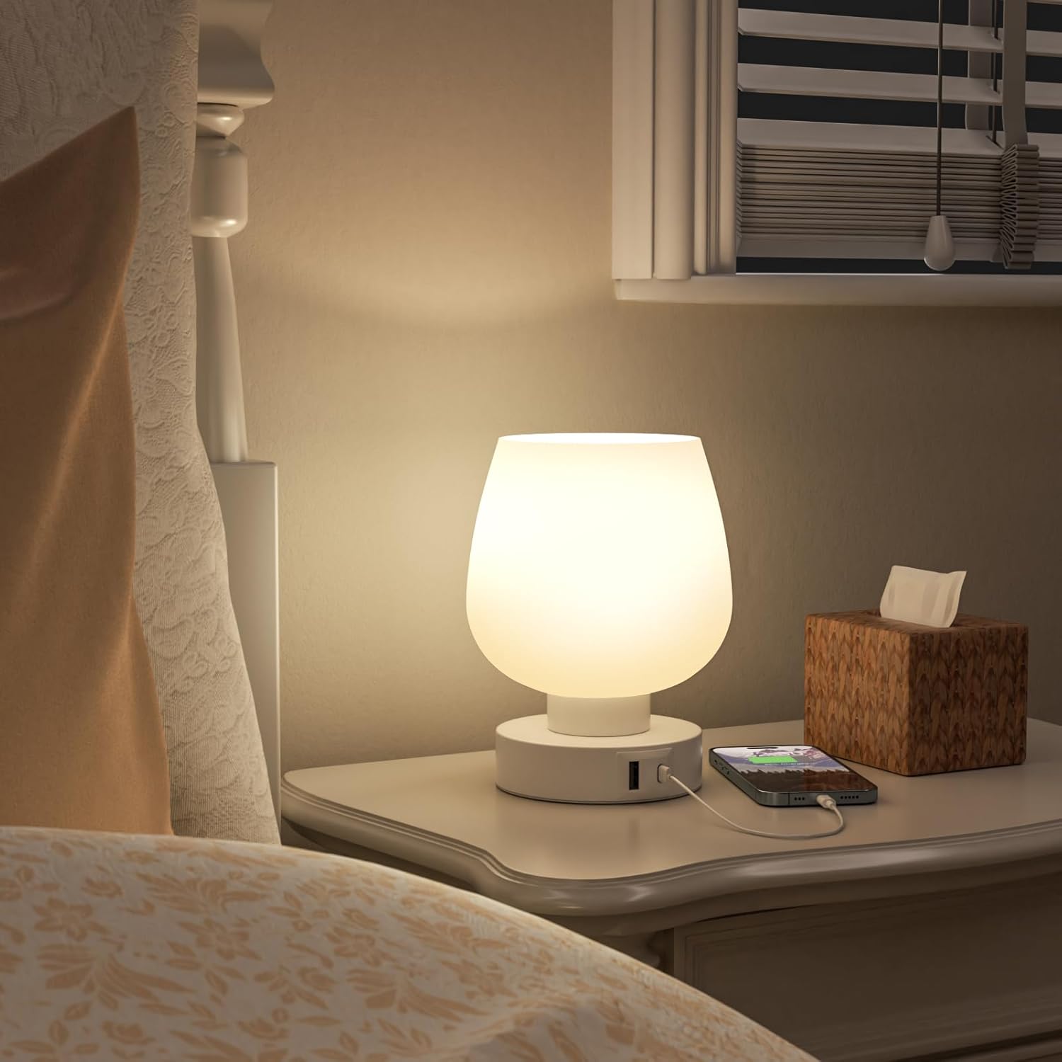 Touch Table Lamp for Nightstand - Bedside Lamp with USB C+A Charging Ports for Bedroom Living Room Night Stands, Desk Lamp with White…
