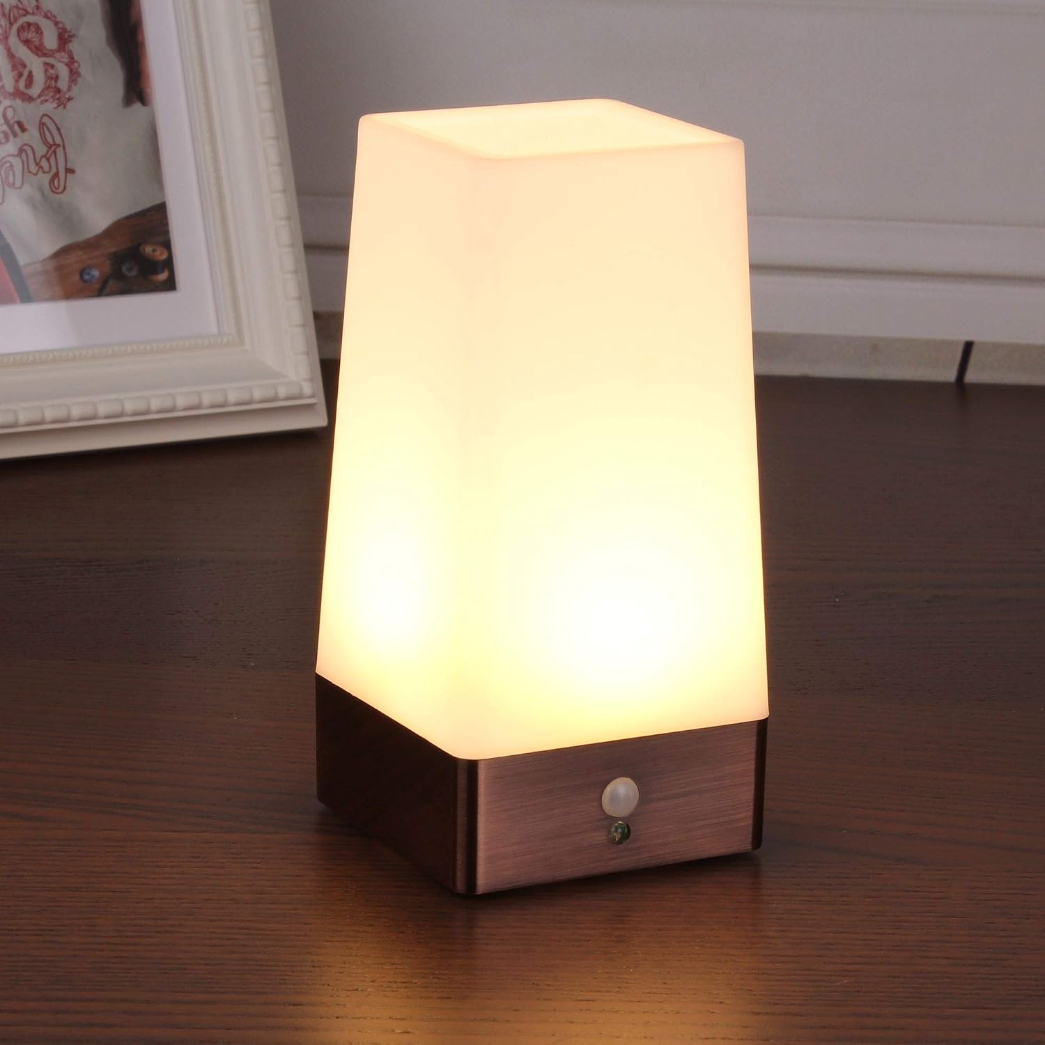 WRalwaysLX 3 Modes Battery Powered Small Table Lamp, Bedside Lamp Wireless PIR Motion Sensor LED Night Light, USE 3x1.5VAAA…