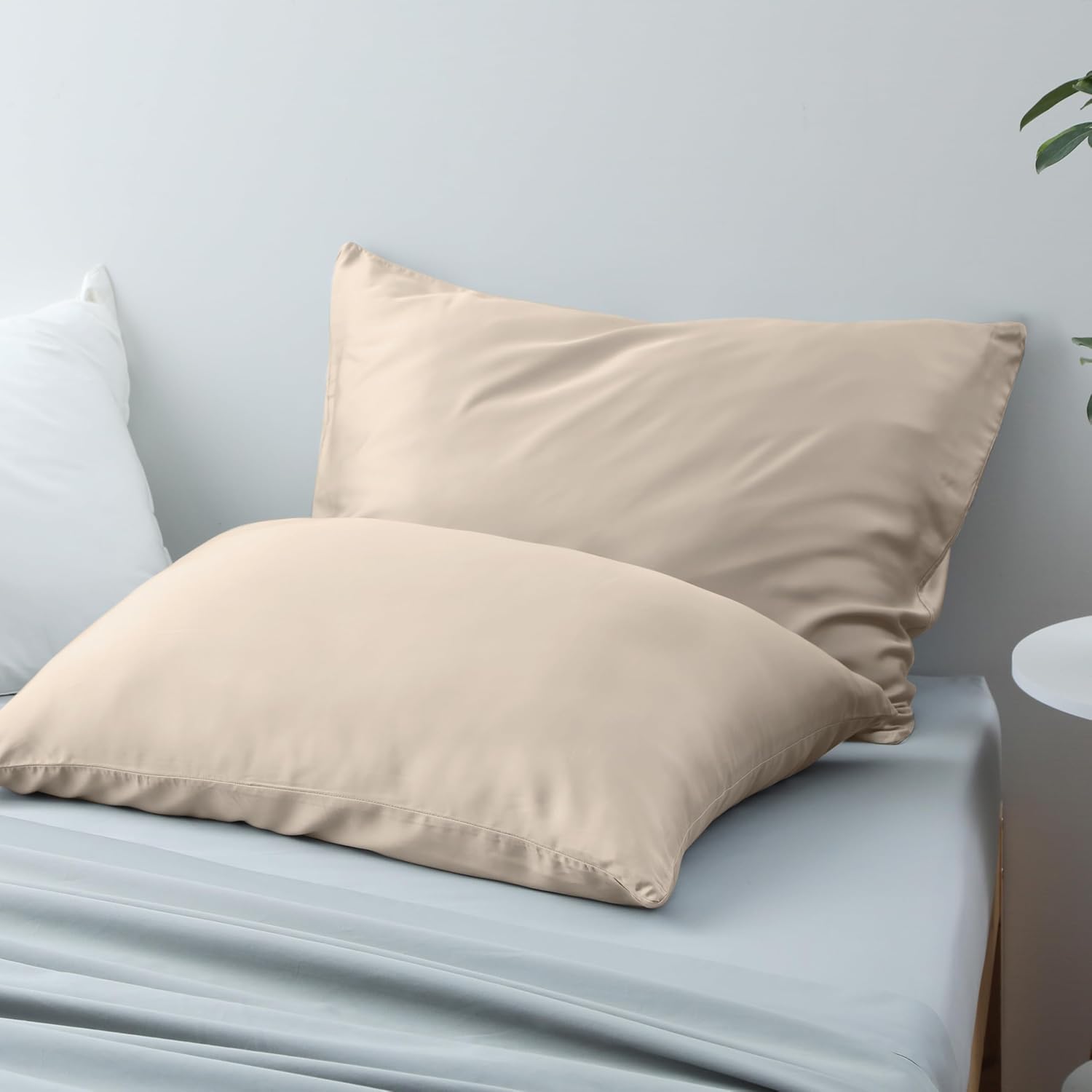 4-Pack Bamboo Viscose Zippered Pillow Cases Standard Size, 400 Thread Count Cooling Pillow Protectors for Hot Sleepers, Luxurious Hotel…