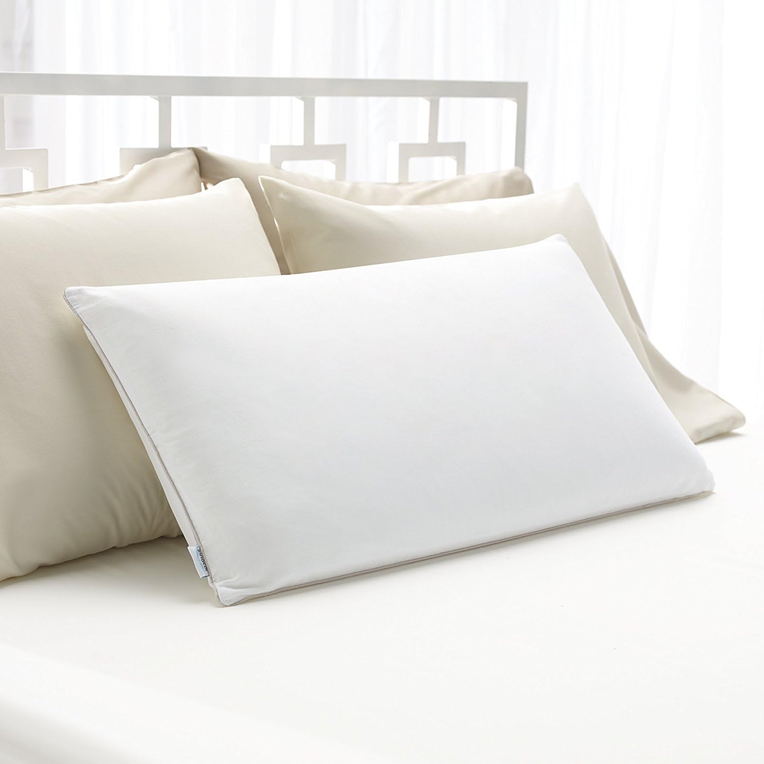 SleepInnovations Sleep Innovations Classic Memory Foam Pillow, King Size, Head and Neck Alignment, Side, Stomach, and Back Sleepers, Medium…