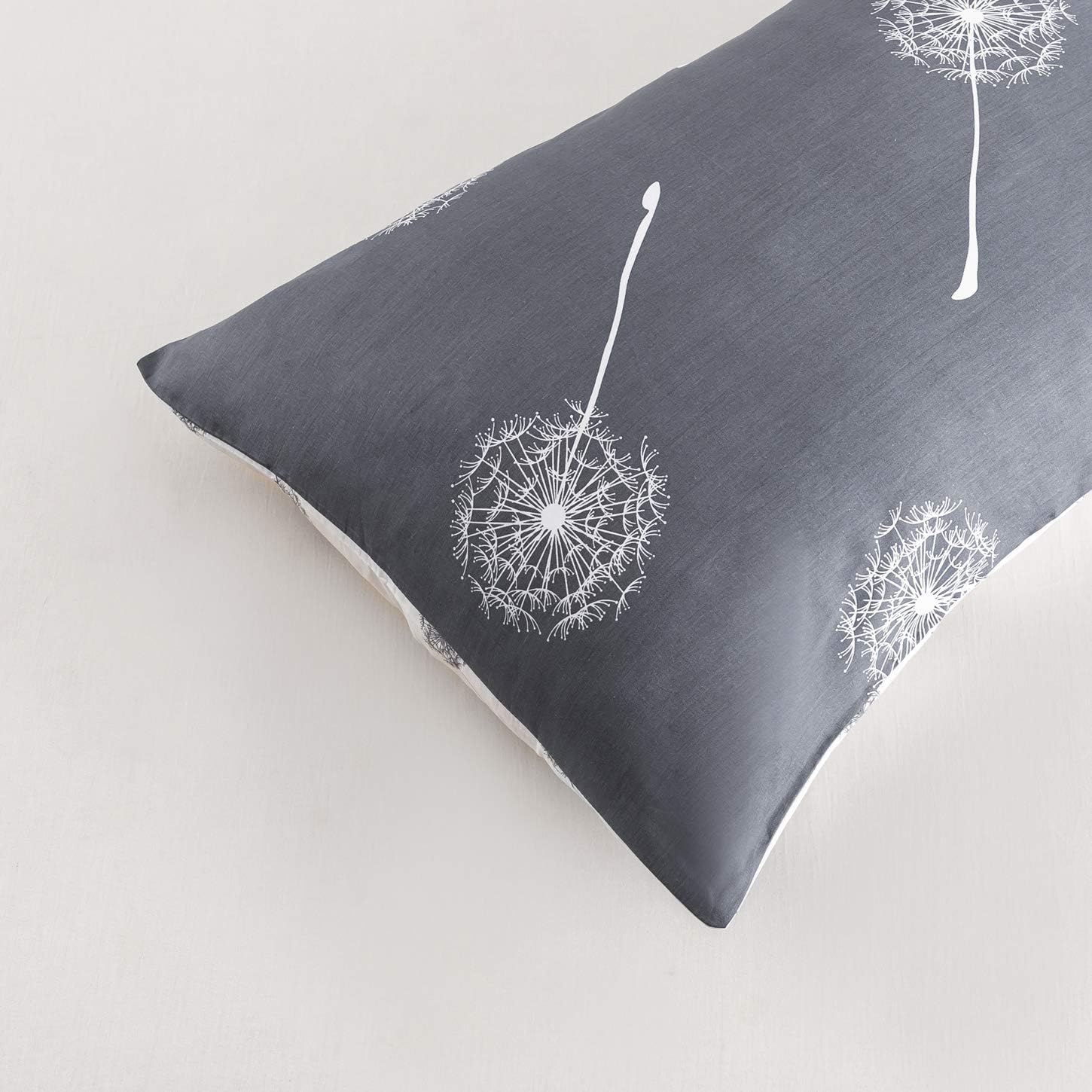 YuHeGuoJi Pillowcases 100% Cotton Queen Size Set of 2 Gray Grey White Dandelion Floral Print Decorative Bed Pillow Covers with Envelope Clo…