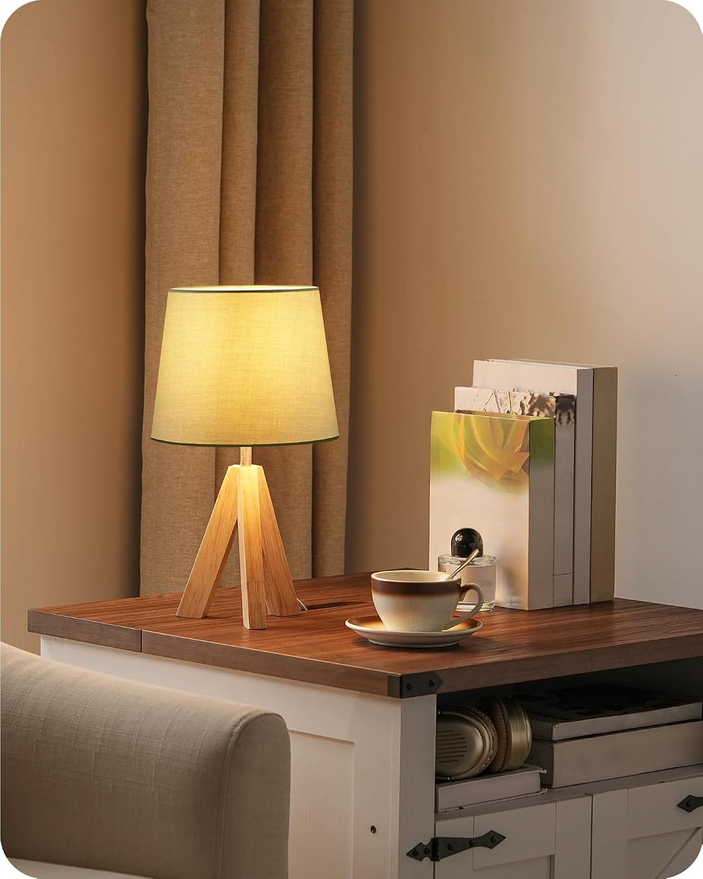 Tripod Table Lamp, Small Bedside Lamp with Wood Base & Green Fabric Shade, Little Cute Desk Lamp, Modern Nightstand Lamp for Bedroom…