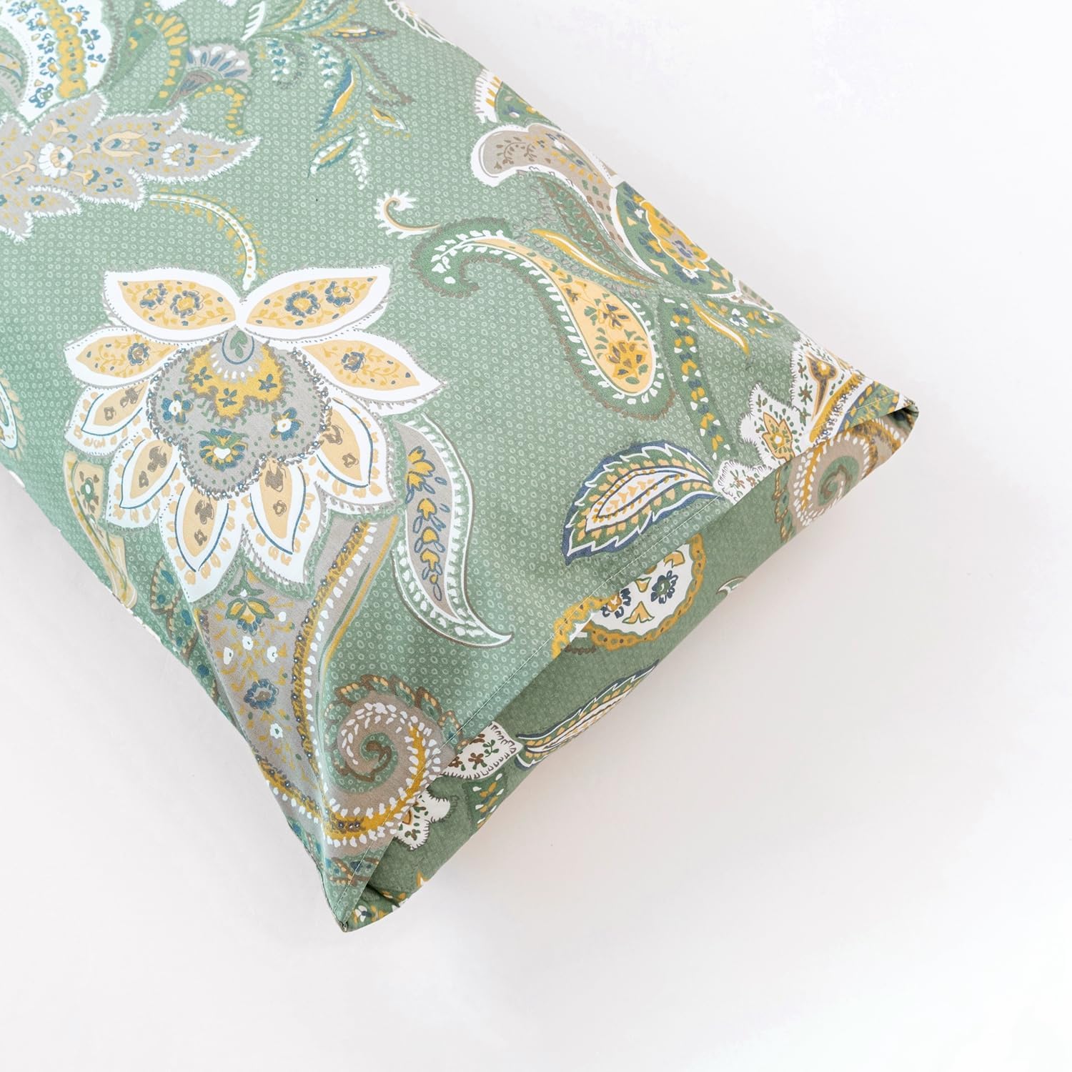 YuHeGuoJi Green Pillow Cases Queen Set of 2 100% Cotton Decorative Beige Boho Pillow Covers Decorative Paisley Floral Pillow Protectors Env…