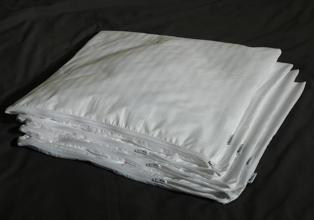 Kingnex 4 Pack Waterproof Feather Proof Pillow Protectors with Zipper on Long Side Queen Size Set of 4 Down Proof Striped Bed Pillow Covers
