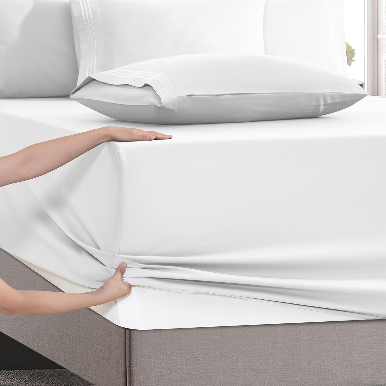 MocassiLuxuryBedding Mocassi Luxury 4-Piece Sheet Set, Ultra Soft 1800 Hotel Quality Microfiber Sheet Set, Fits Mattresses Up to 18 to 24 I…