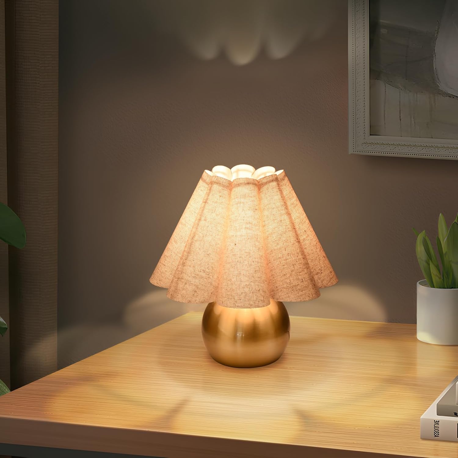 Gold Small Bedside Table Lamp for Bedroom, Brass Gold Bedroom Lamps for Nightstand, Cute Mini Table Lamps for Small Spaces with Scalloped…