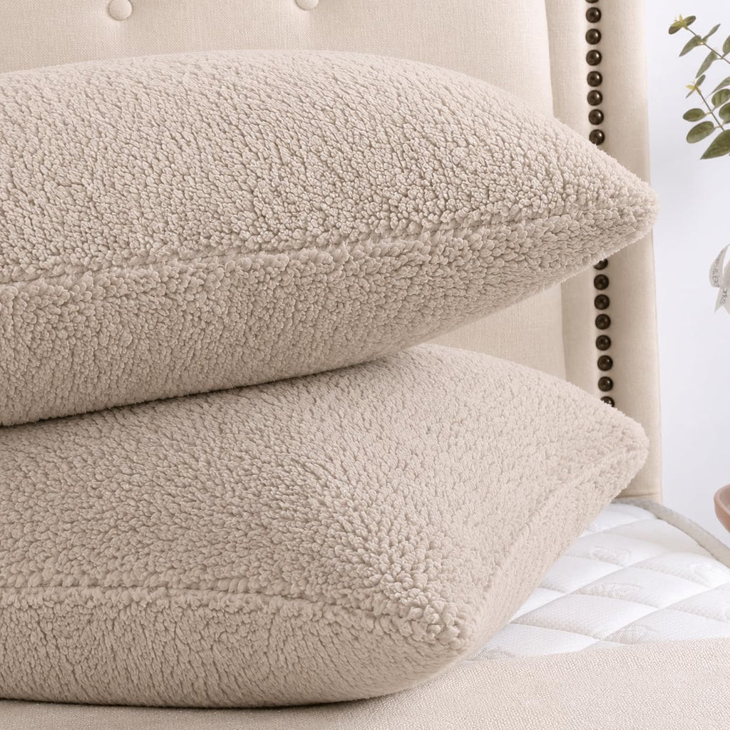 Reafort Sherpa Pillowcases Set of 2, Plush Fleece Standard Pillow Covers 20" x 26" with Zipper Closure, Fluffy Ultra Soft Cozy Pillowcases…